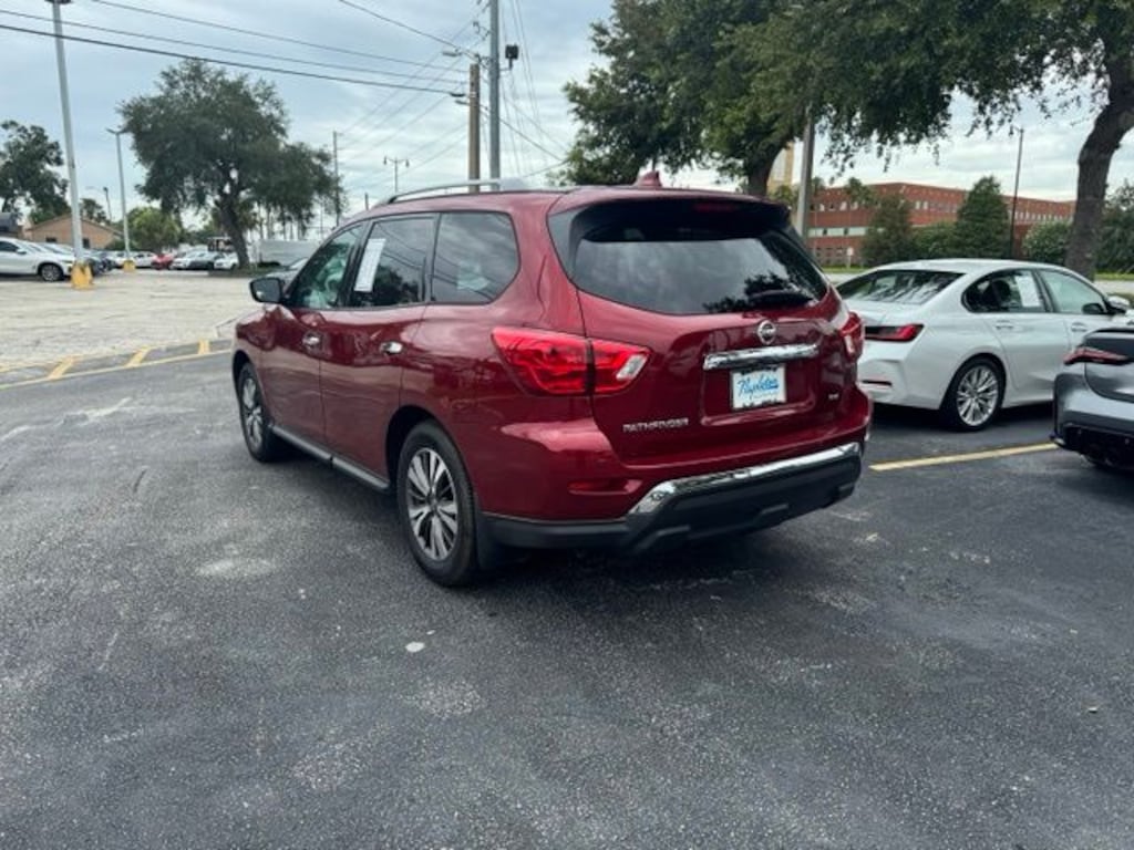 Used 2019 Nissan Pathfinder SV SUV