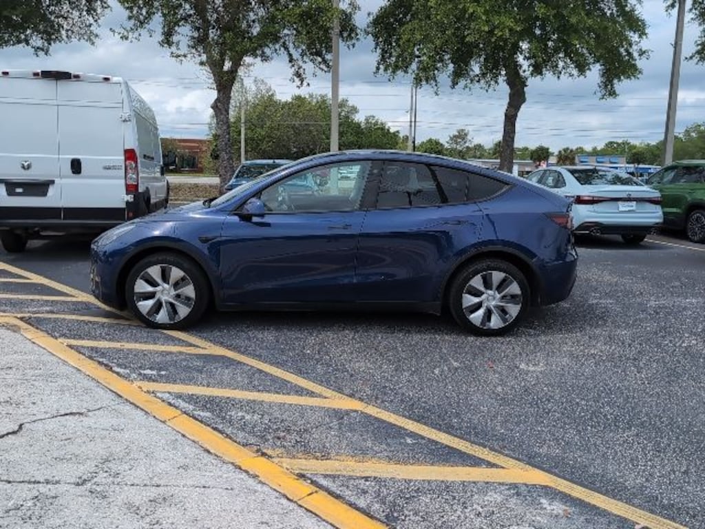 Used 2022 Tesla Model Y Long Range SUV