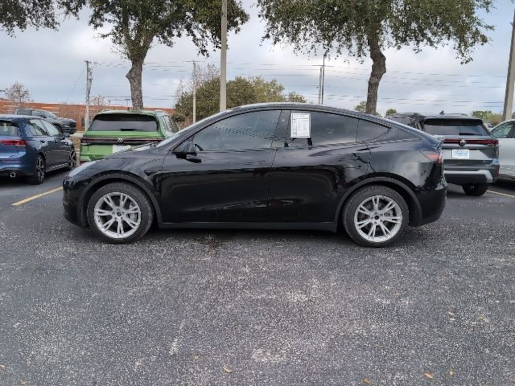 Used 2023 Tesla Model Y Long Range SUV