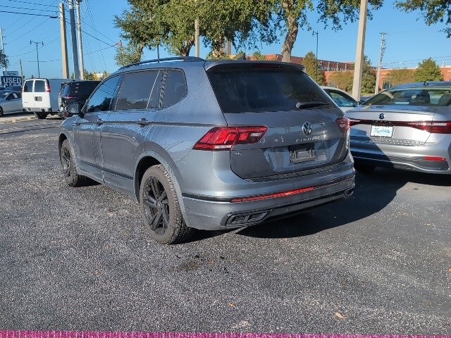 2023 Volkswagen Tiguan SE R-Line Black photo 3