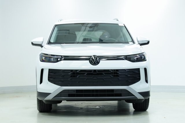 2025 Volkswagen Tiguan S photo 2