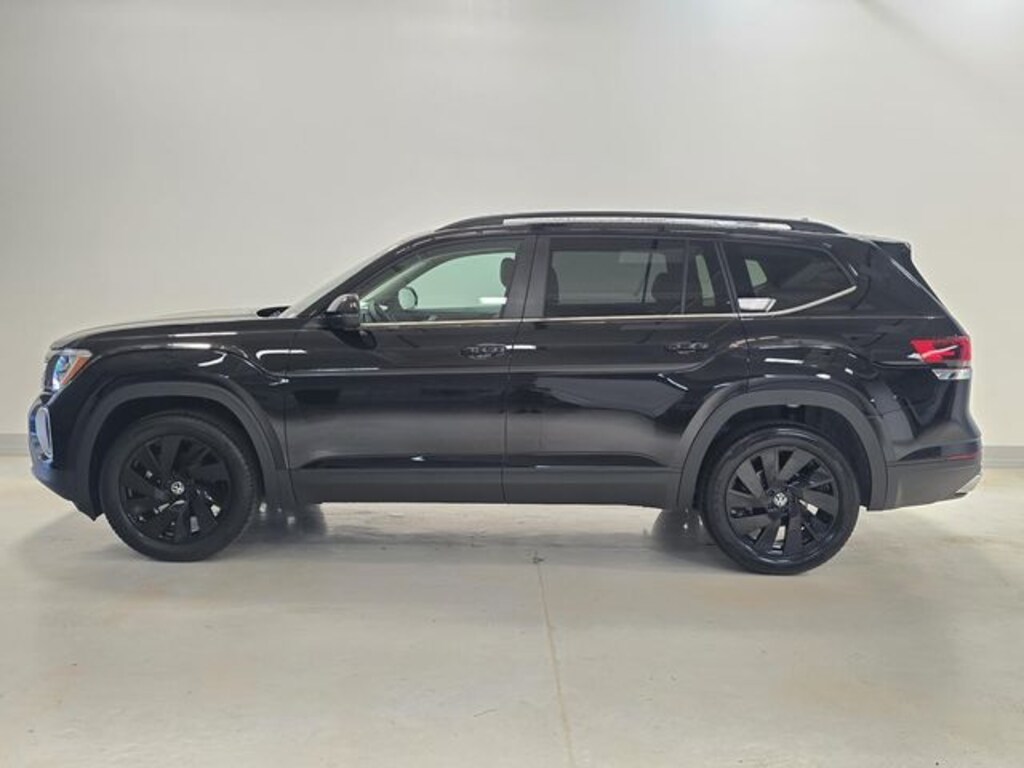 New 2026 Volkswagen Atlas 2.0T SE w/Technology SUV