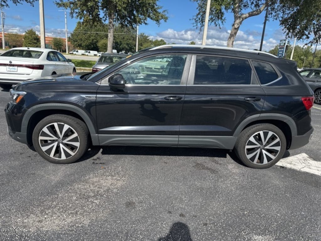 Certified 2022 Volkswagen Taos 1.5T SE SUV