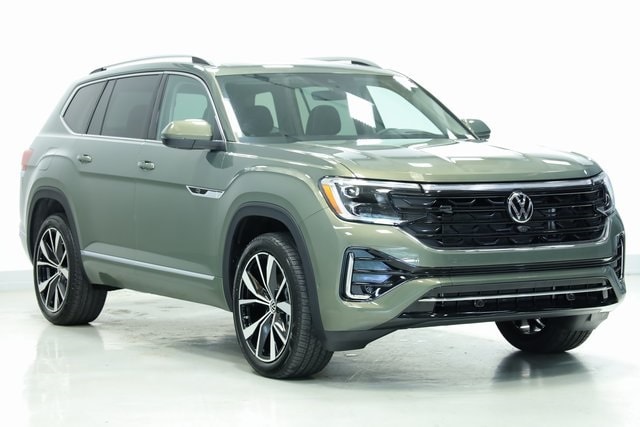 2026 Volkswagen Atlas SEL Premium R-Line photo 3