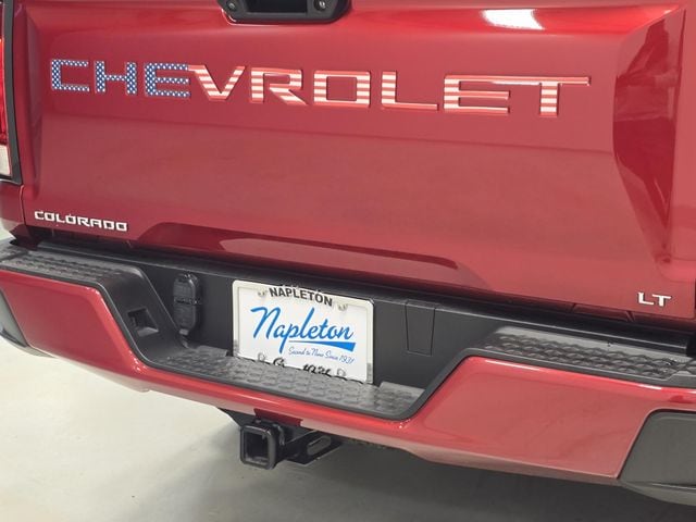 2024 Chevrolet Colorado LT - Photo 6
