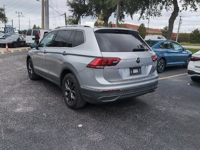 2022 Volkswagen Tiguan SE photo 4