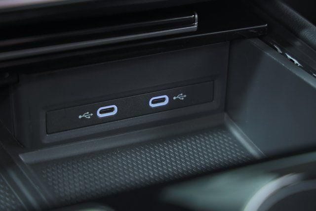 2026 Volkswagen Atlas SE w/Tech - Photo 23