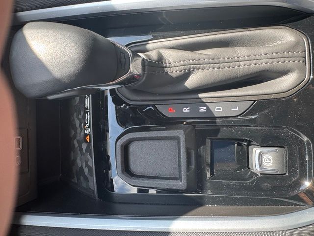2024 Chevrolet Colorado LT - Photo 24