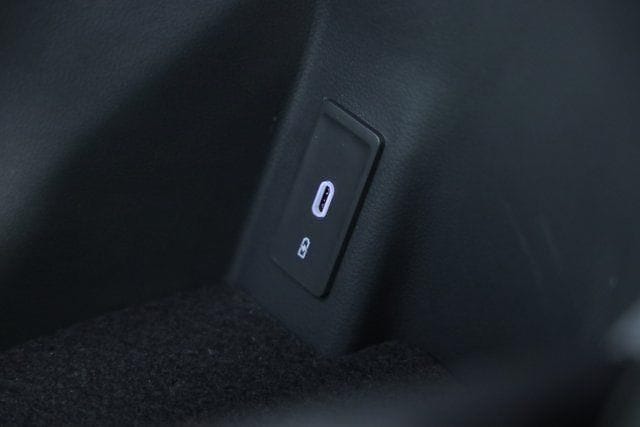 2026 Volkswagen Atlas SE w/Tech - Photo 24