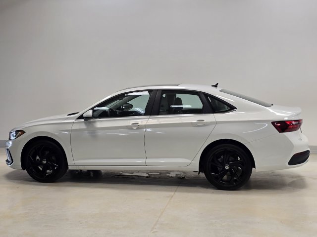 New 2027 Volkswagen Jetta 1.5T SE Sedan