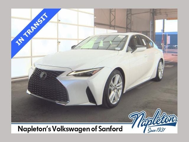 2023 Lexus IS 300's photo