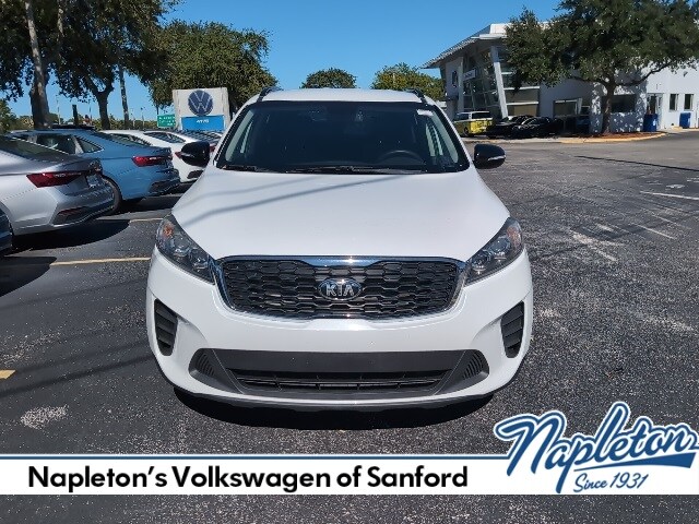 2019 Kia Sorento S photo 2