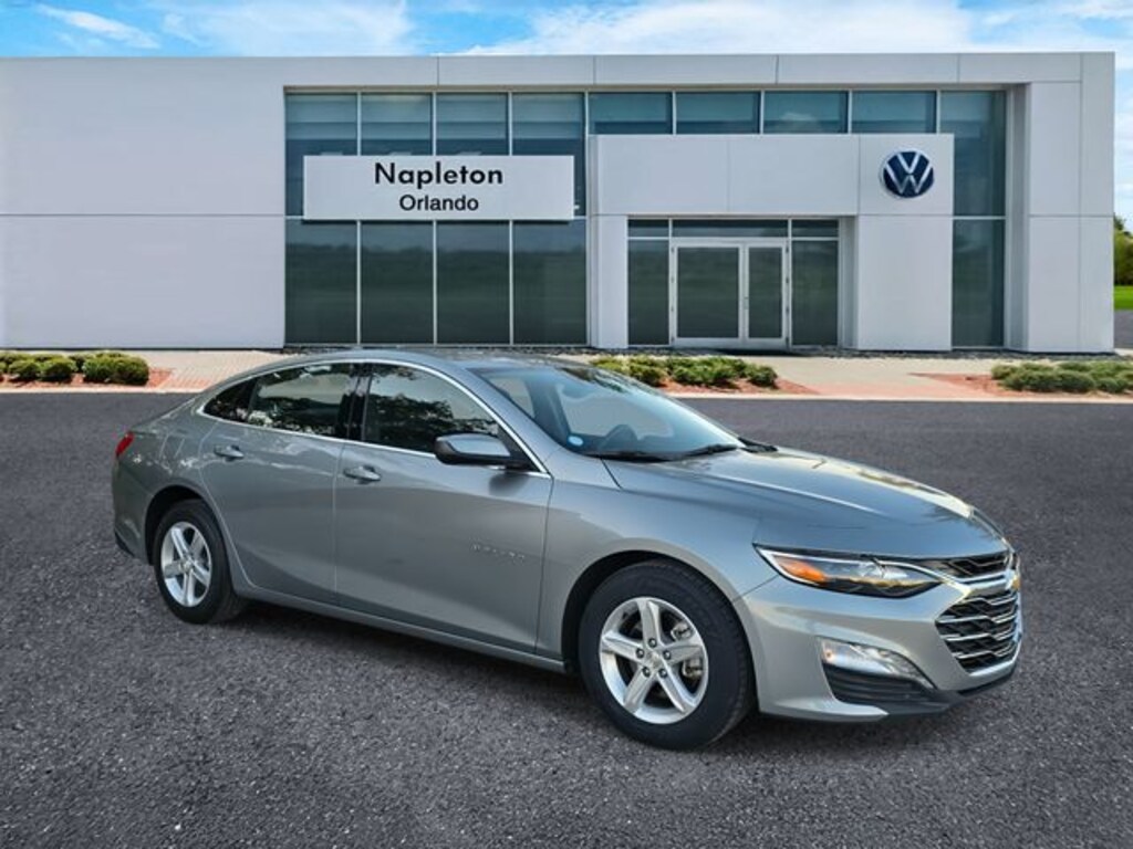 Used 2024 Chevrolet Malibu LT Sedan