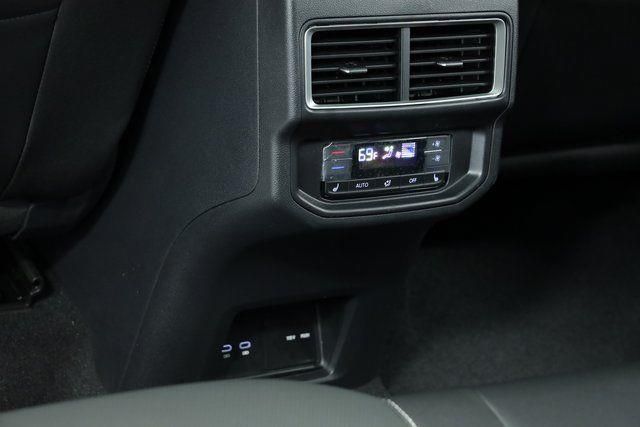 2026 Volkswagen Atlas SEL Premium R-Line - Photo 37
