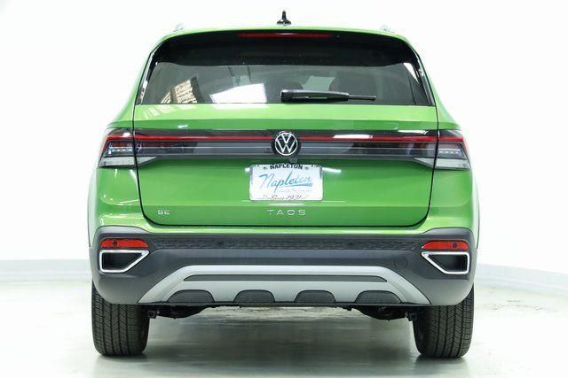 2025 Volkswagen Taos SE - Photo 7