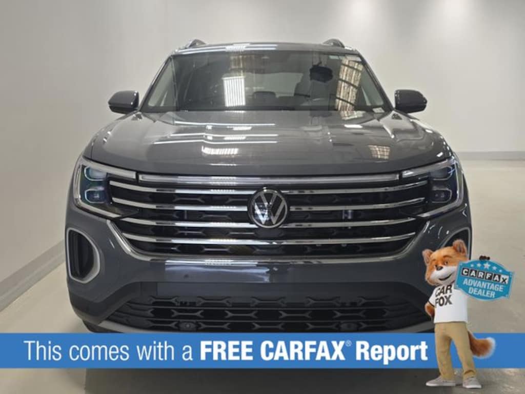 Used 2025 Volkswagen Atlas 2.0T SE w/Technology SUV