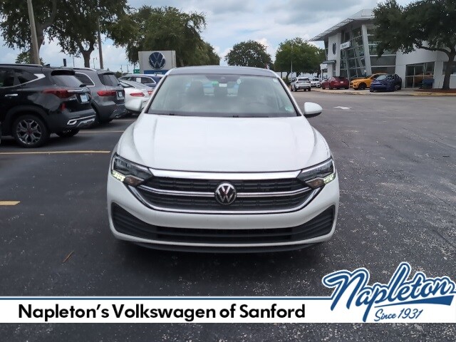 2024 Volkswagen Jetta 1.5T SE photo 2
