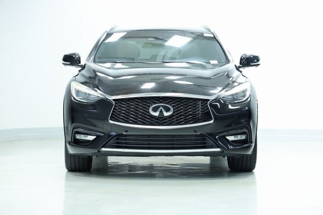 Used 2017 INFINITI QX30 Premium with VIN SJKCH5CP2HA033984 for sale in Sanford, FL