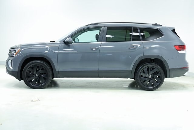 2026 Volkswagen Atlas SE Technology photo 3