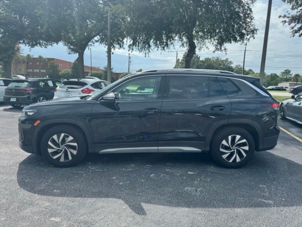 New 2026 Volkswagen Tiguan S SUV