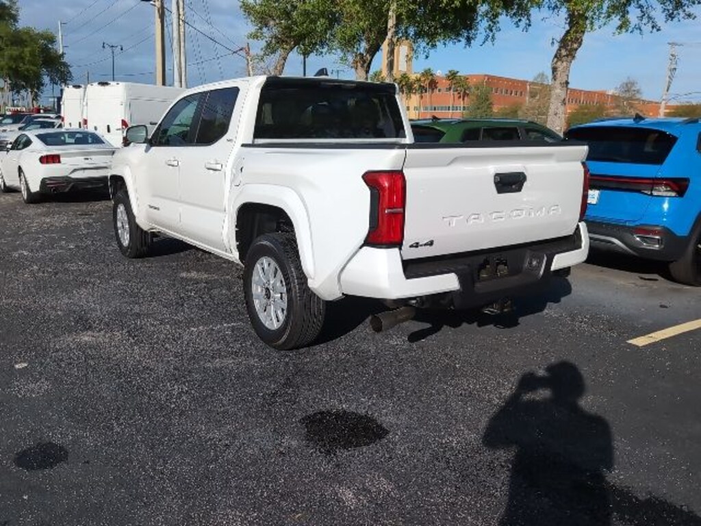 Used 2025 Toyota Tacoma SR5 Truck