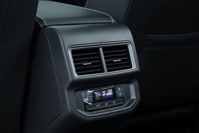 2026 Volkswagen Atlas SE w/Tech - Photo 33