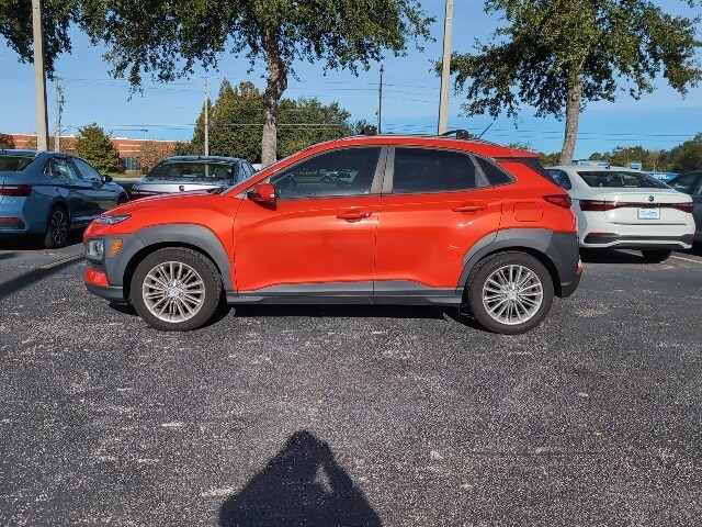 2020 Hyundai Kona SEL photo 3