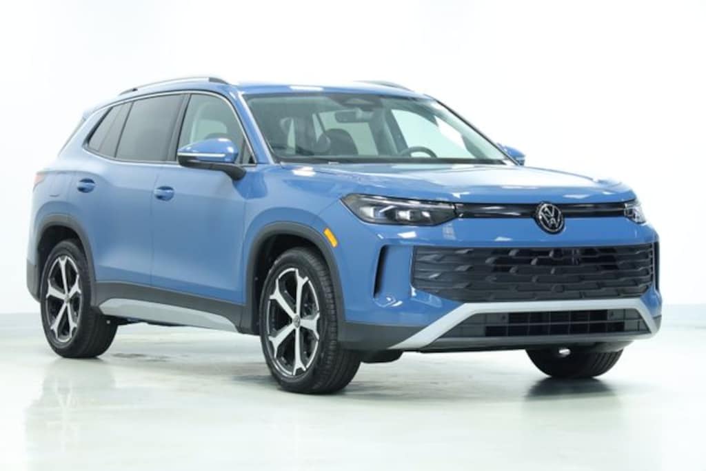 New 2026 Volkswagen Tiguan 2.0T SE SUV