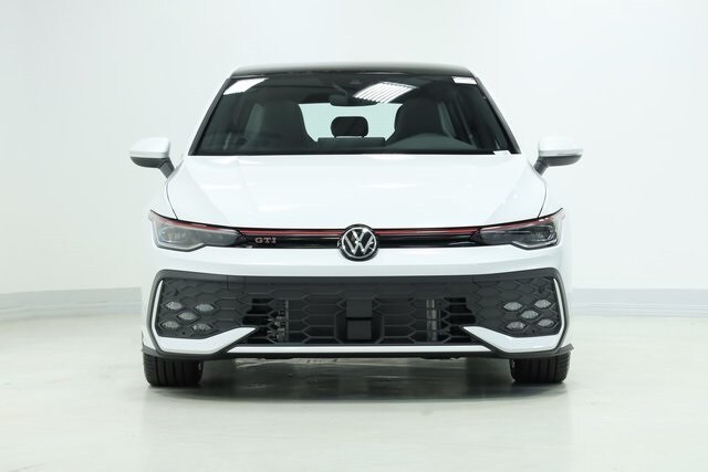2025 Volkswagen Golf GTI SE photo 2