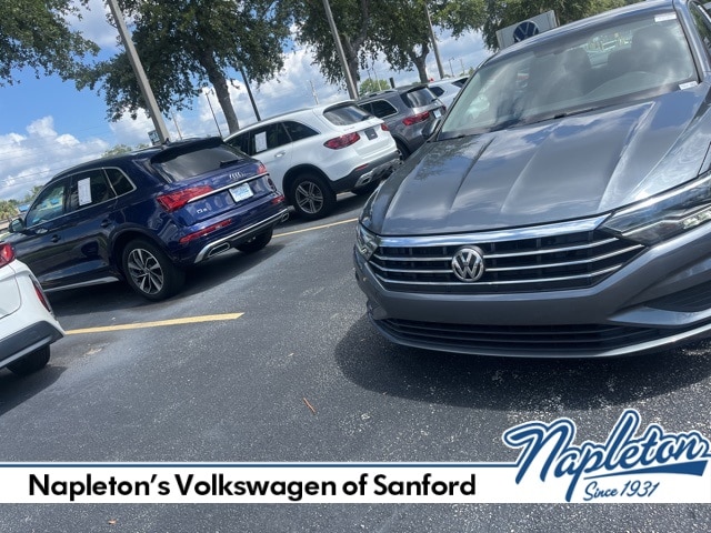 Used 2019 Volkswagen Jetta SE with VIN 3VWC57BU5KM219900 for sale in Sanford, FL