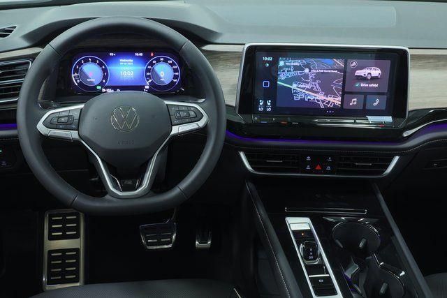 2026 Volkswagen Atlas SEL Premium R-Line - Photo 12