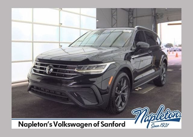 2022 Volkswagen Tiguan SE's photo