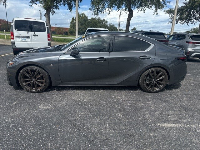2025 Lexus IS 350 F SPORT photo 3