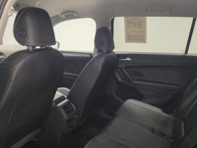 2022 Volkswagen Tiguan SE - Photo 14