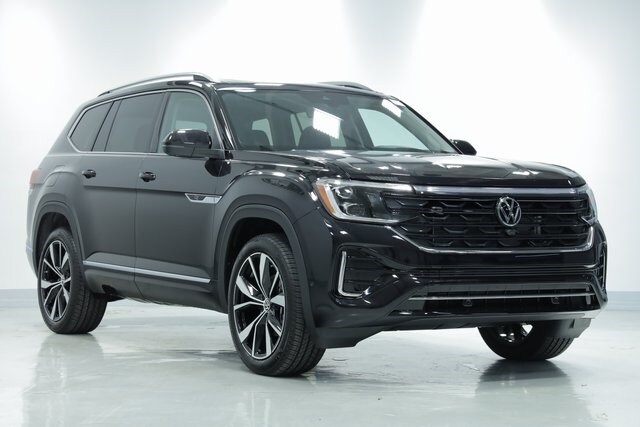 2025 Volkswagen Atlas SEL Premium R-Line photo 3