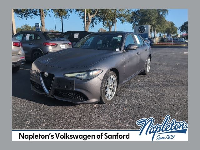 2022 Alfa Romeo Giulia