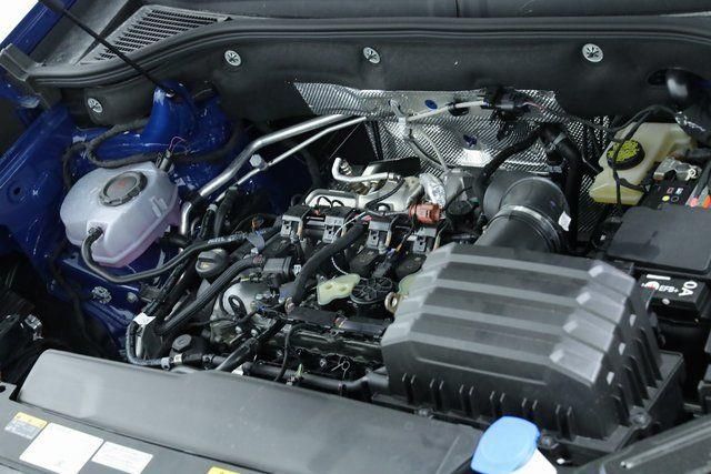 2025 Volkswagen Atlas Cross Sport SEL Premium R-LINE - Photo 11
