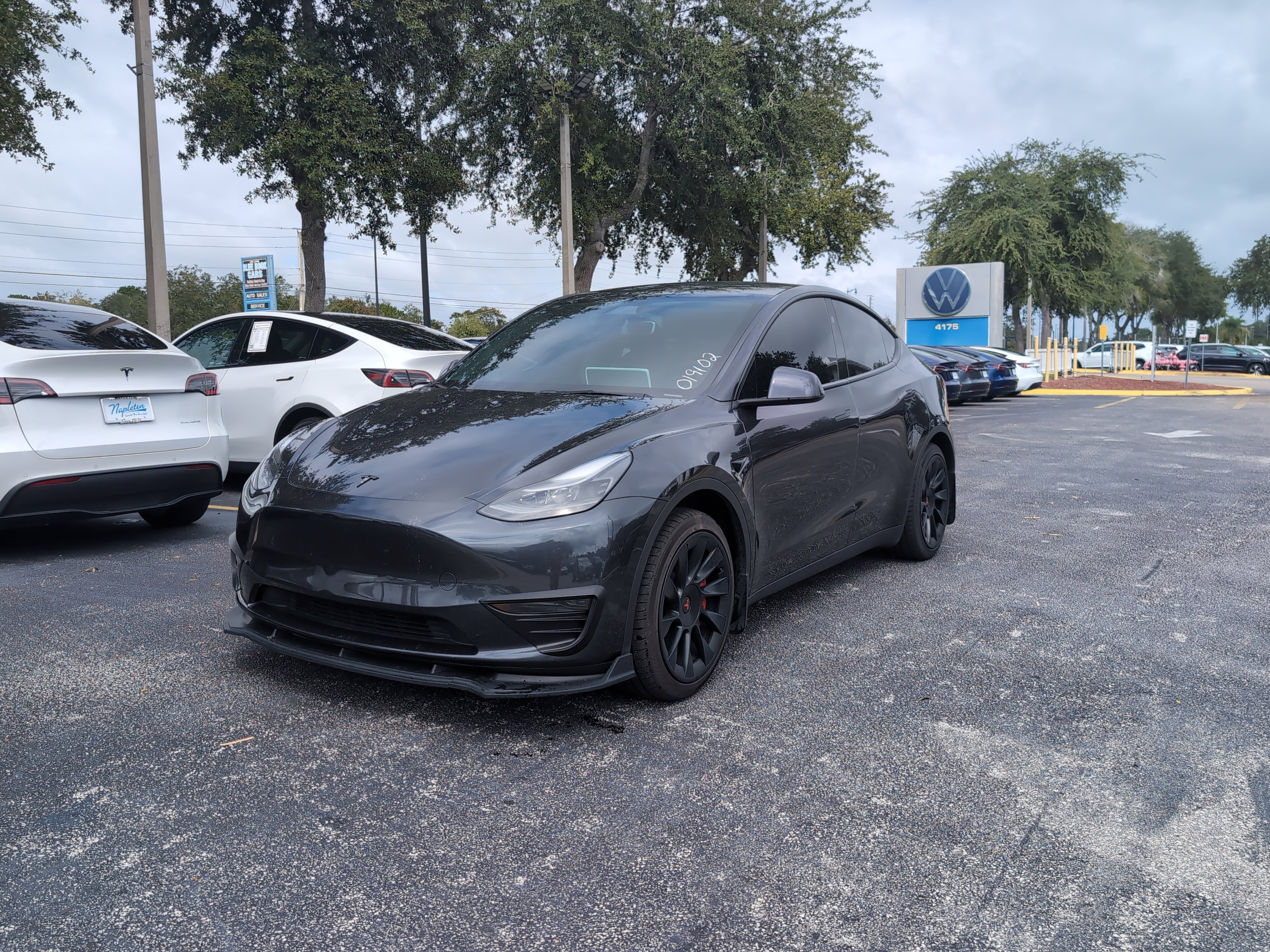 Used 2024 Tesla Model Y Long Range SUV