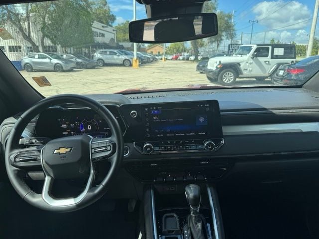2024 Chevrolet Colorado LT - Photo 9