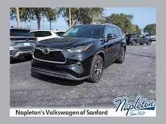 2022 Toyota Highlander XLE SUV