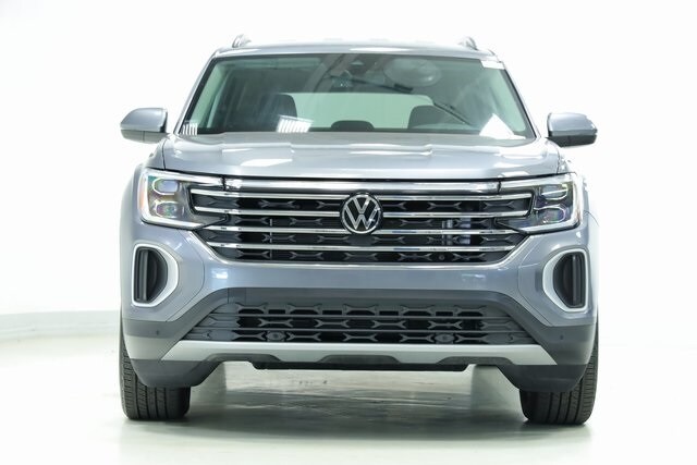 2024 Volkswagen Atlas SE Technology photo 2
