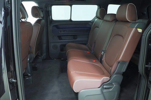 2025 Volkswagen ID. Buzz PRO S - Photo 30