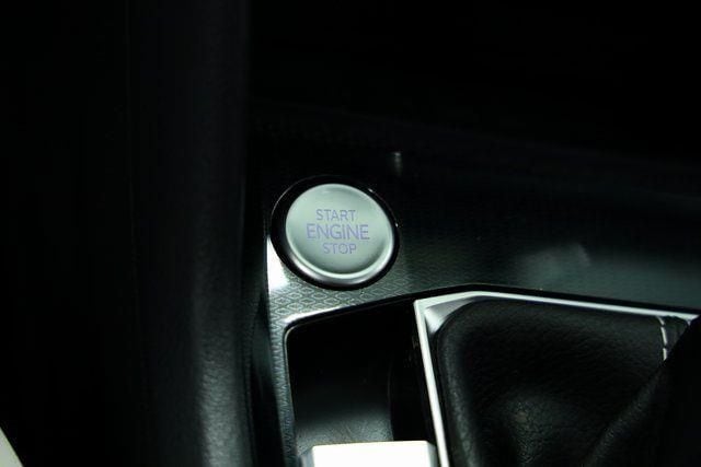2025 Volkswagen Taos SE - Photo 23