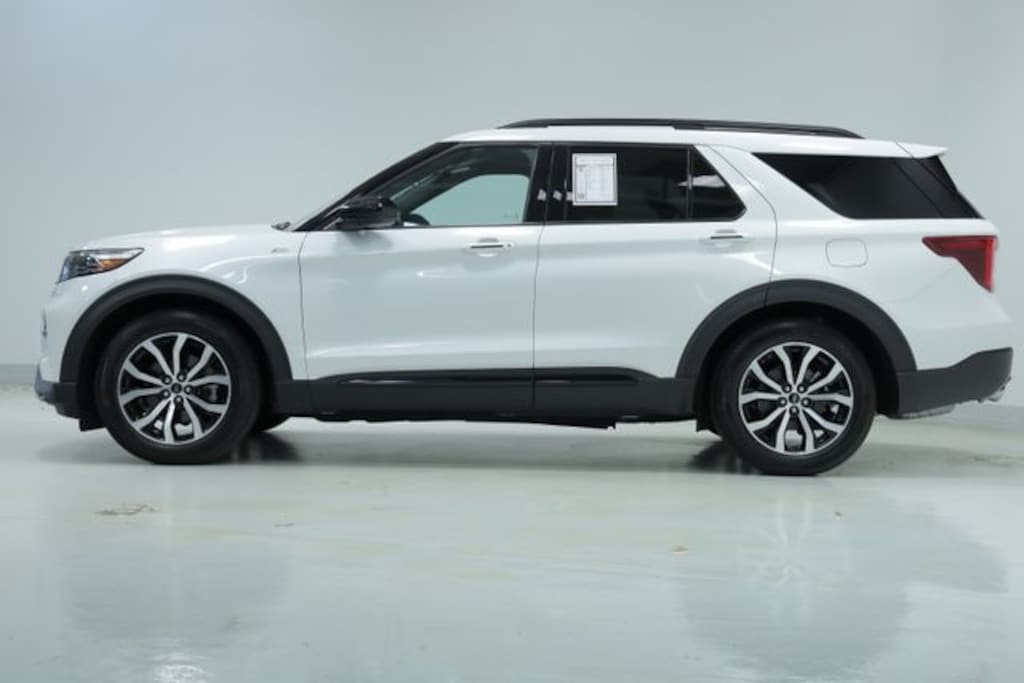 Used 2024 Ford Explorer ST-Line SUV