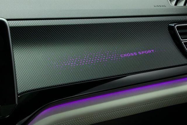 2025 Volkswagen Atlas Cross Sport SEL Premium R-LINE - Photo 14