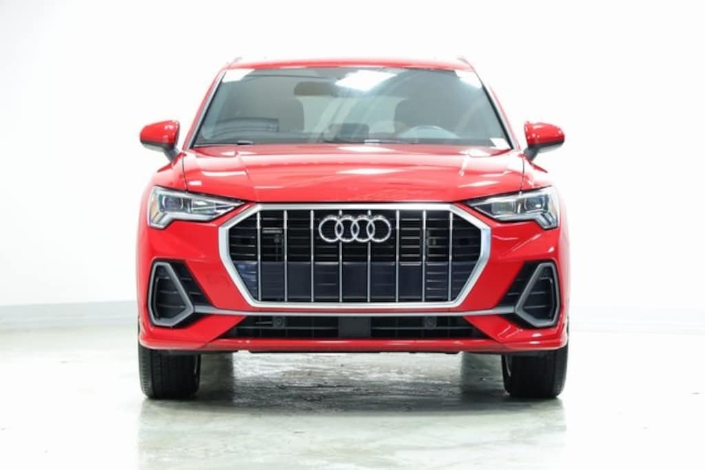 Used 2023 Audi Q3 Premium SUV