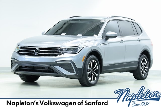 2023 Volkswagen Tiguan S's photo