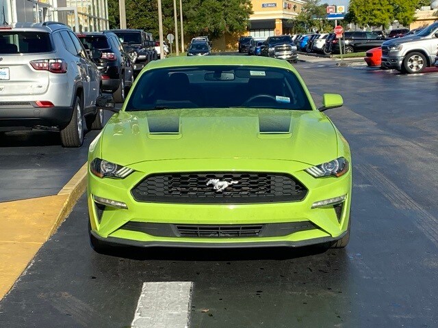2020 Ford Mustang EcoBoost photo 3