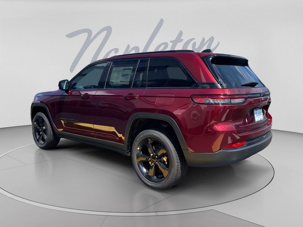 2025 Jeep Grand Cherokee Altitude - Photo 6
