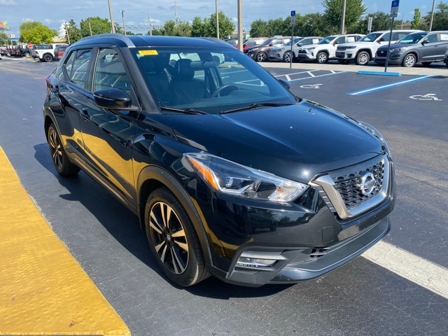 Used 2019 Nissan Kicks SR with VIN 3N1CP5CU9KL511297 for sale in Kissimmee, FL